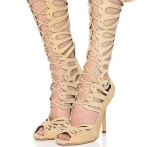 $550 Alice+Olivia Naomi Knee High Suede Sandals